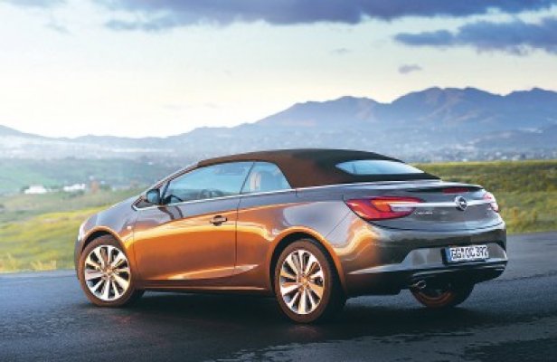 Opel Cascada, un cabriolet veritabil cu un preţ rezonabil